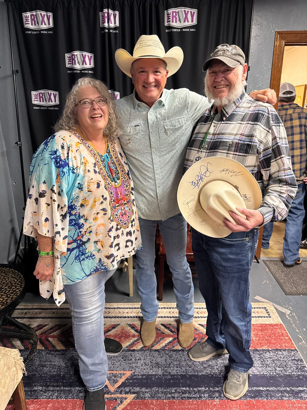 Tina and Terry with Tracy Byrd
